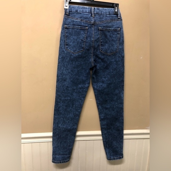 No Boundaries Super High Rise Curvy Crop Skinny Jean Size 5 NWT - Picture 2 of 8